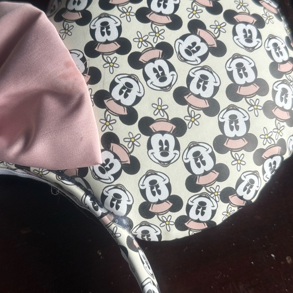 Disney Mickey Mouse Ears - Minnie Mouse pink bow - fits all - - Picture 2 of 5